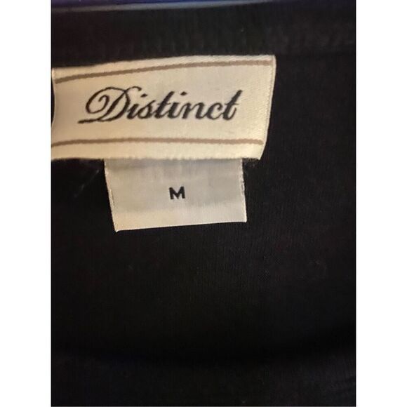 Distinct women’s black, 3/4 sleeve Christmas tree T-shirt, size medium - Picture 4 of 4